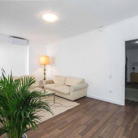 Sagarda Familia Private Sunny Room Barcelona Luaran gambar